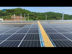 En el escenario del sistema de energía solar de red comercial e industrial